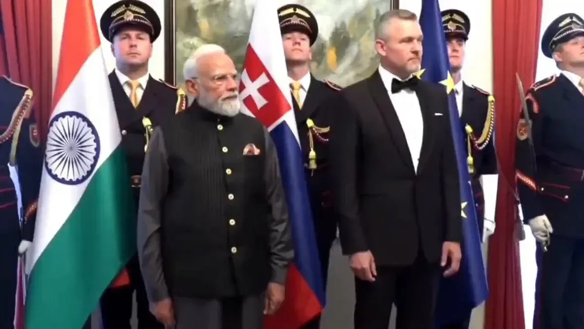 Smriti Irani Hails Slovakia's Top Honour for PM Modi