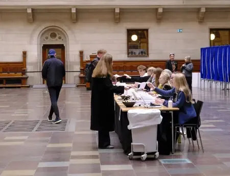 Denmark's Social Democrats Maintain Lead in Parliamentary Elections Amid Majority Stalemate