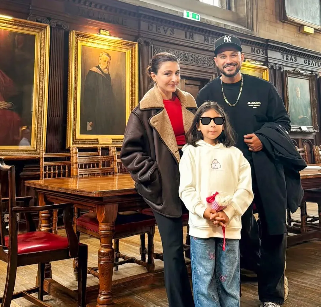 Soha Ali Khan visits Oxford alma mater with daughter Inaaya, 4th gen to walk campus