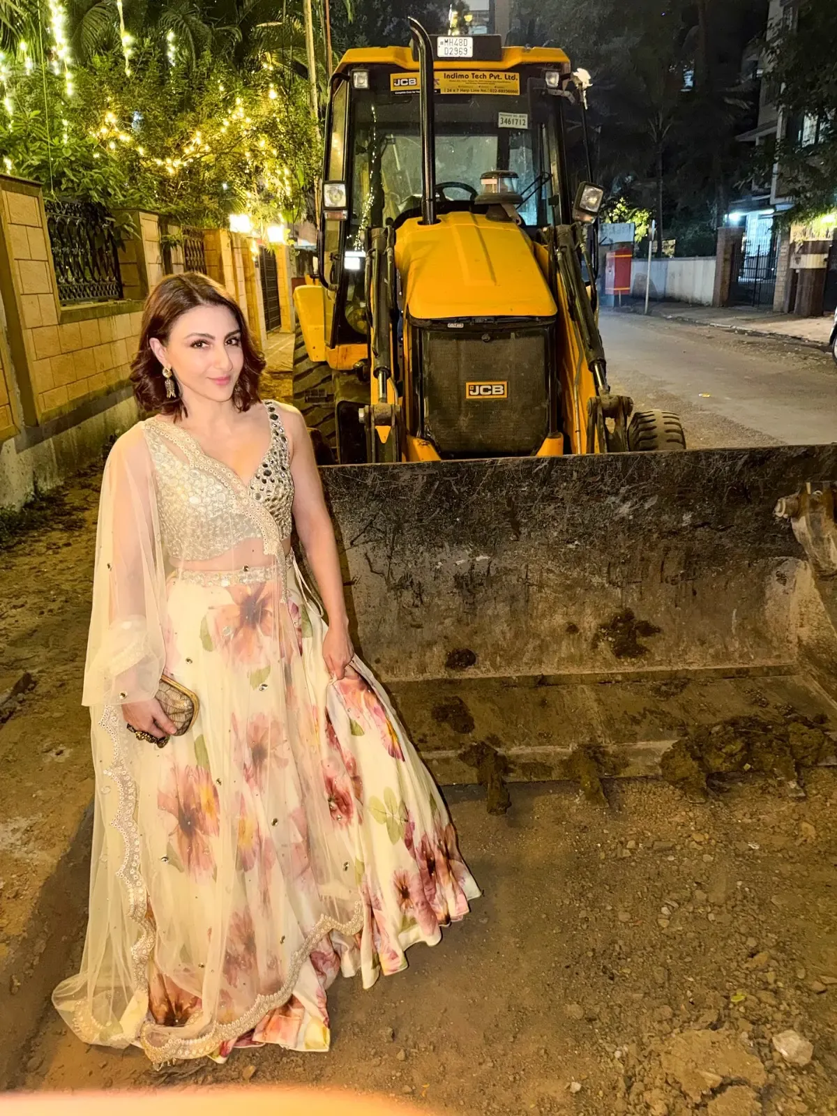 Soha Ali Khan’s Mantra: Can Potholes Be Your Runway?