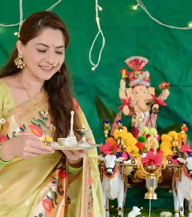 Sonalee Kulkarni's farmer Ganpati idol marks family's 8-year tradition