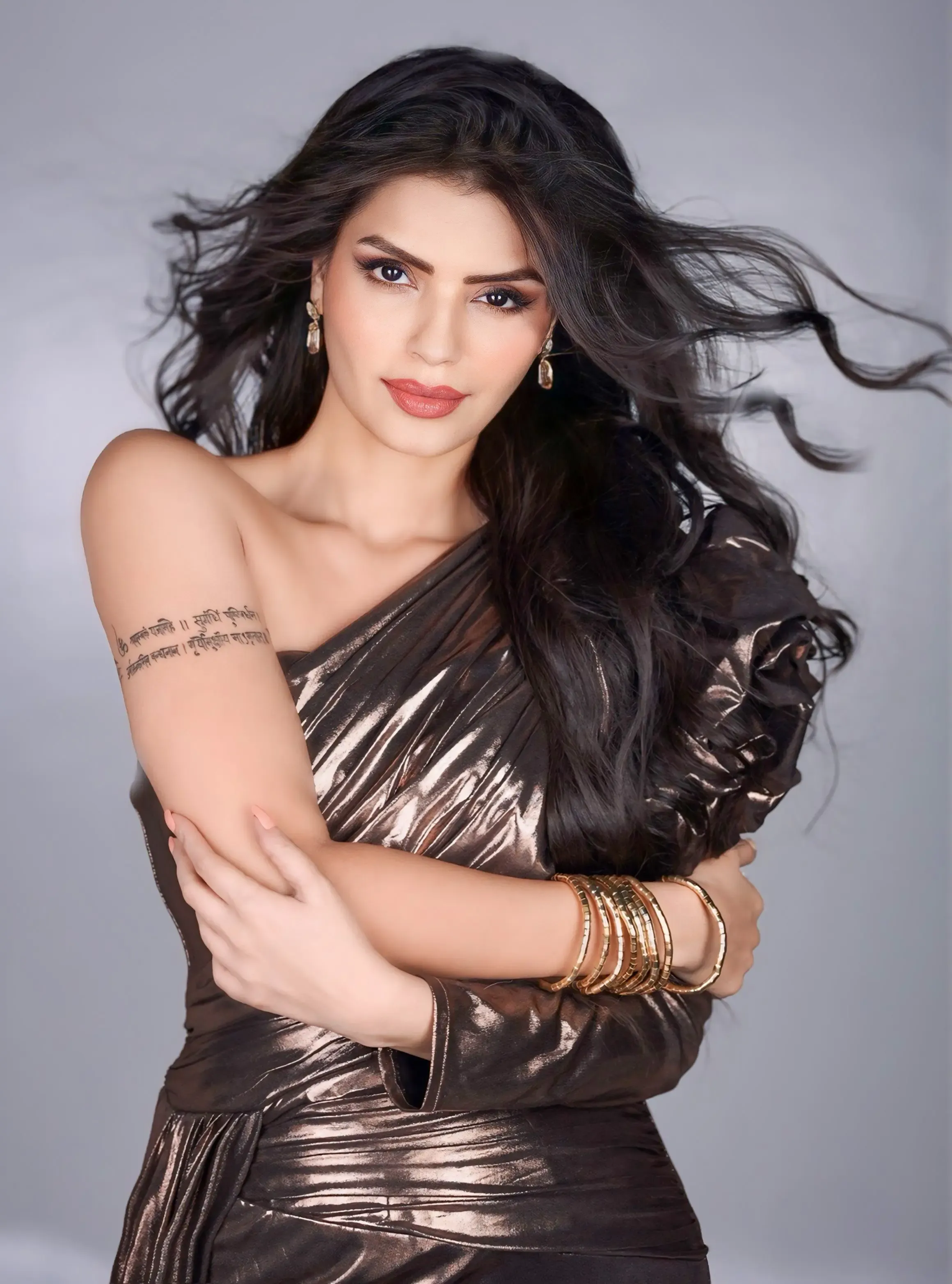 Sonali Raut Files Legal Notice Against Bigg Boss Marathi 6 for Unhygienic Conditions