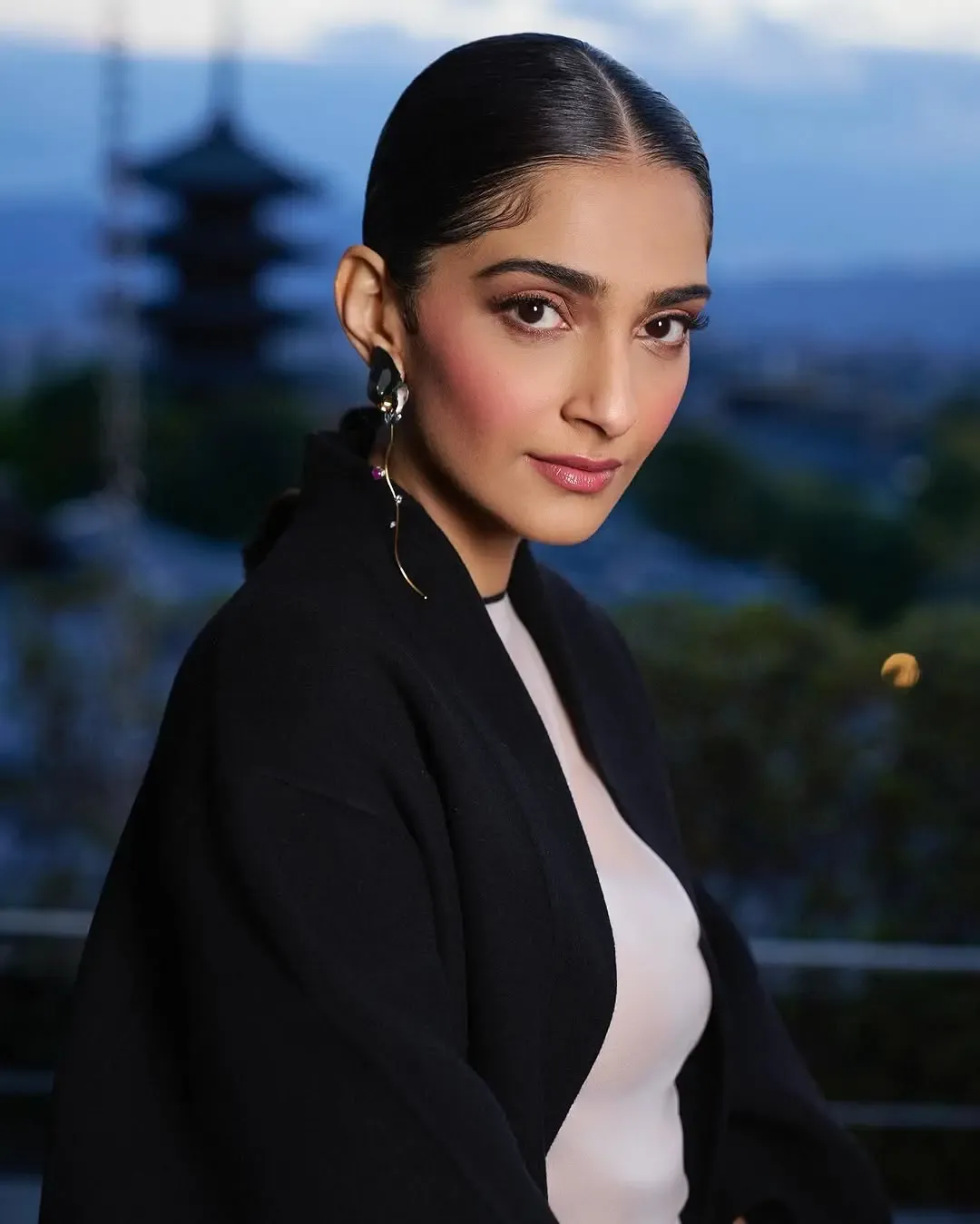 Sonam Kapoor Exudes Boardroom Elegance in Monochrome Ensemble & Sakura-Inspired Makeup