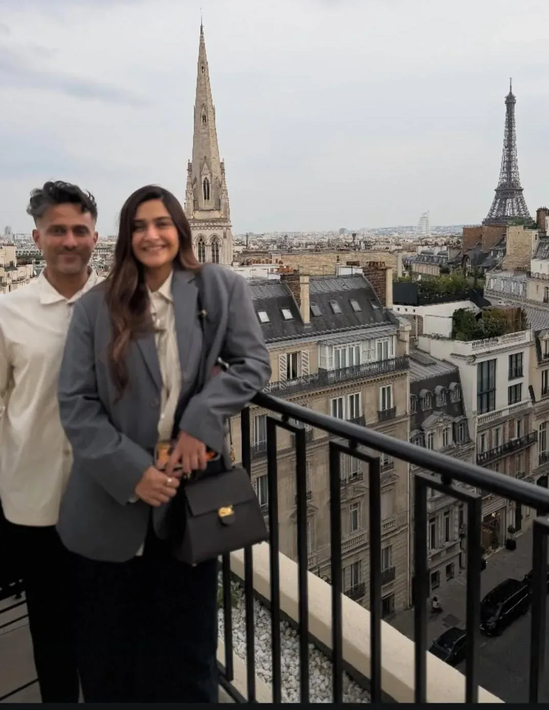 Sonam Kapoor's Paris evening with Anand Ahuja: 'Blurry evenings with my baby'