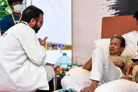 'सोनम वांगचुक का जीवन बचाने के लिए सभी चिकित्सीय प्रयास हों', हाईकोर्ट ने दिया डॉक्टरों से रोजाना निगरानी का आदेश