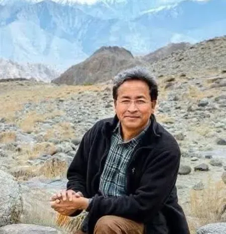 सोनम वांगचुक की भूख हड़ताल: मोनाली ठाकुर और कविता कौशिक ने इंस्टाग्राम पर उठाई आवाज़