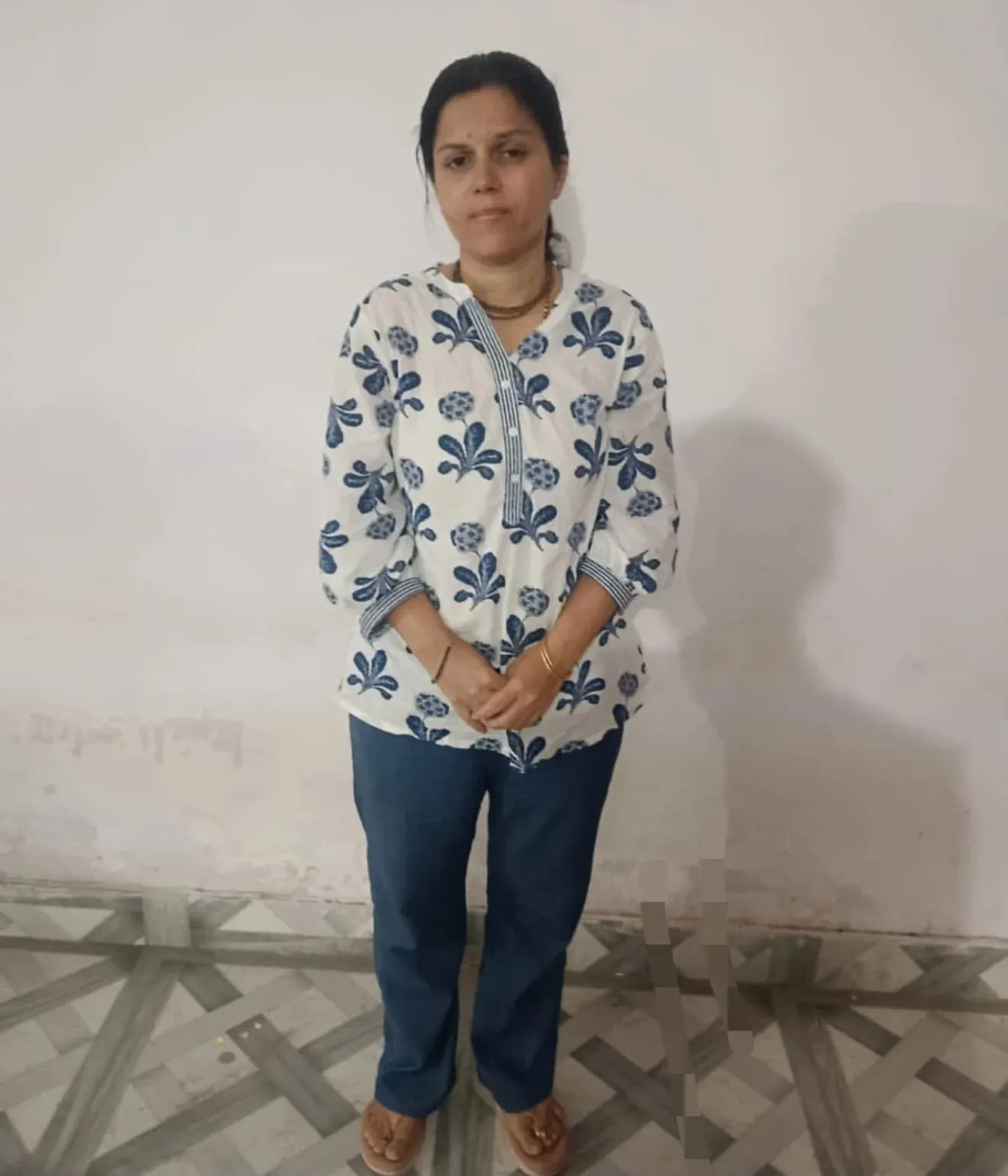 सोनौली बॉर्डर पर थाई महिला गिरफ्तार: फर्जी आधार, वोटर ID और पैन कार्ड मोबाइल में मिले