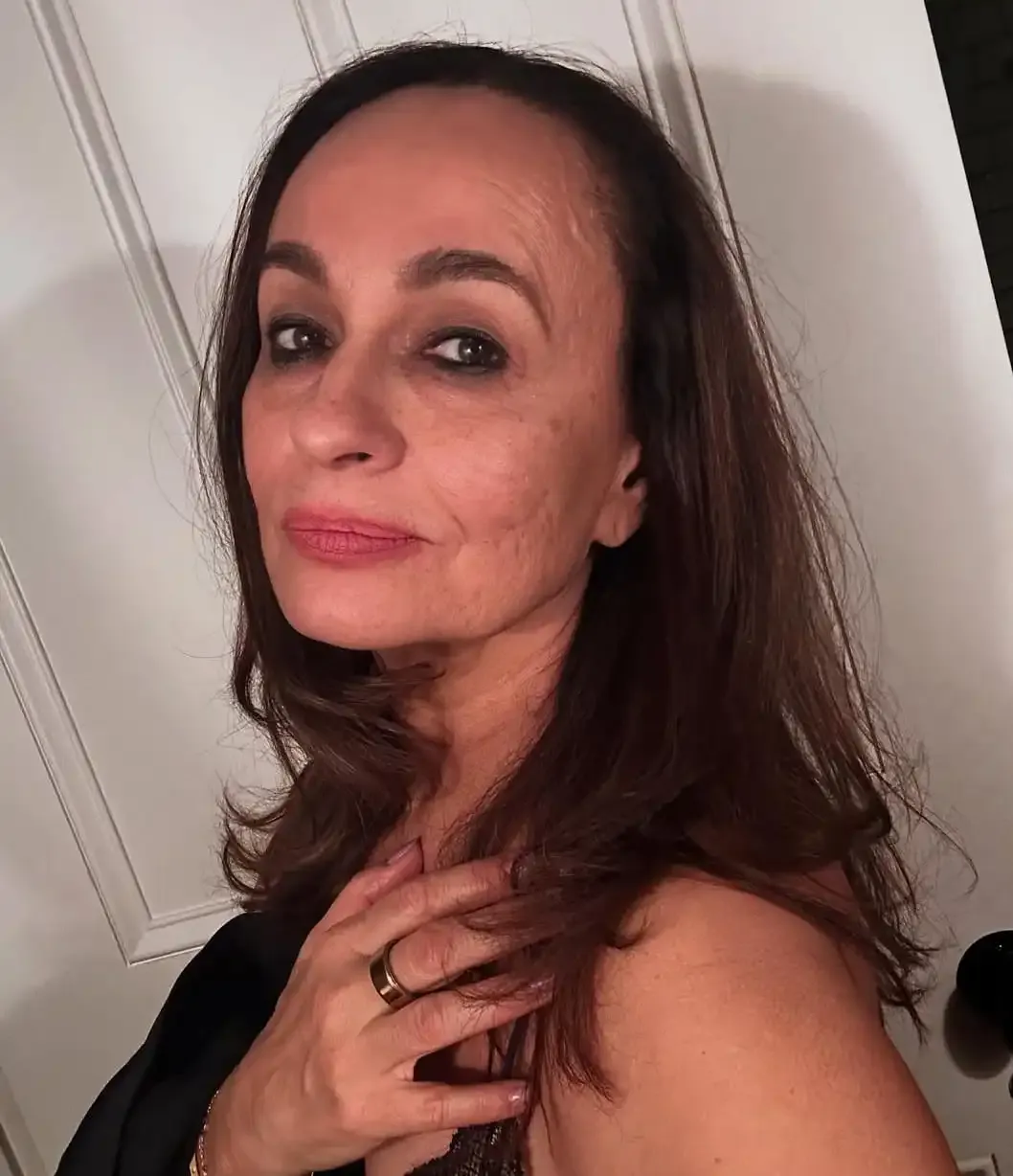 How Does Soni Razdan Approach Her Role in ‘Songs of Paradise’?