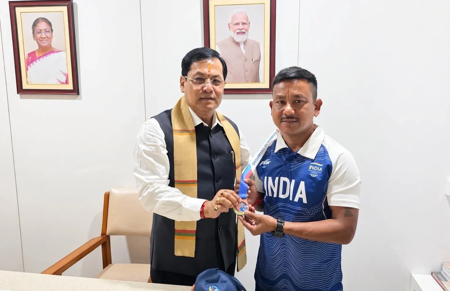 Sonowal meets bowler Putul Sonowal, India's World Bowls bronze medallist
