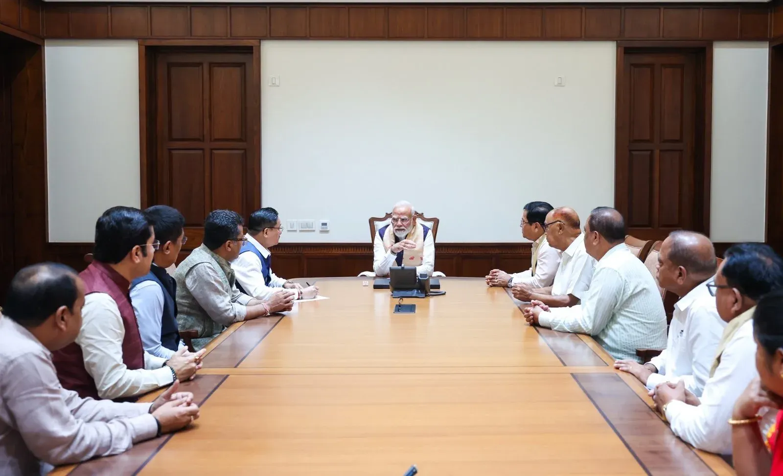Sonowal meets PM Modi over Assam's severe flood crisis