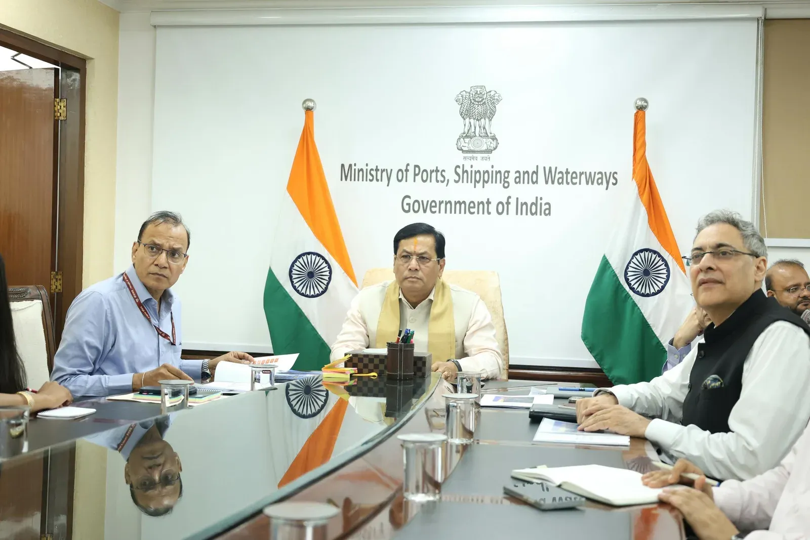 Sonowal reviews Indian seafarer safety in West Asia, Black Sea