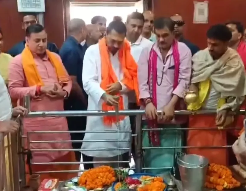 सोनपुर में बाबा हरिहरनाथ मंदिर पहुंचे निशांत कुमार, की पूजा-अर्चना और आशीर्वाद लेने की खबर