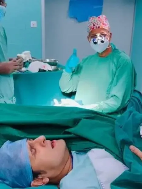 Sonu Nigam sings Mohammed Rafi classic on surgery table in viral video