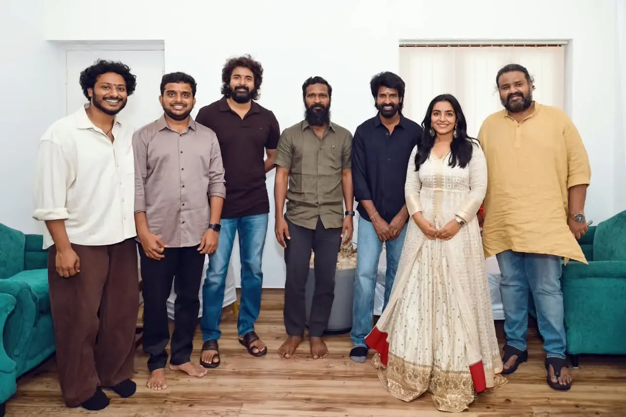Soori's 'Soori7' begins shoot with Sivakarthikeyan clapping the board