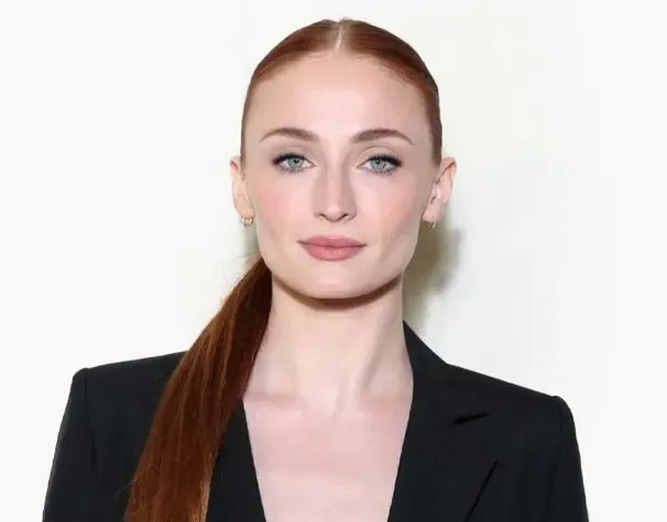 Sophie Turner Injured: Production of 'Tomb Raider' Stalls