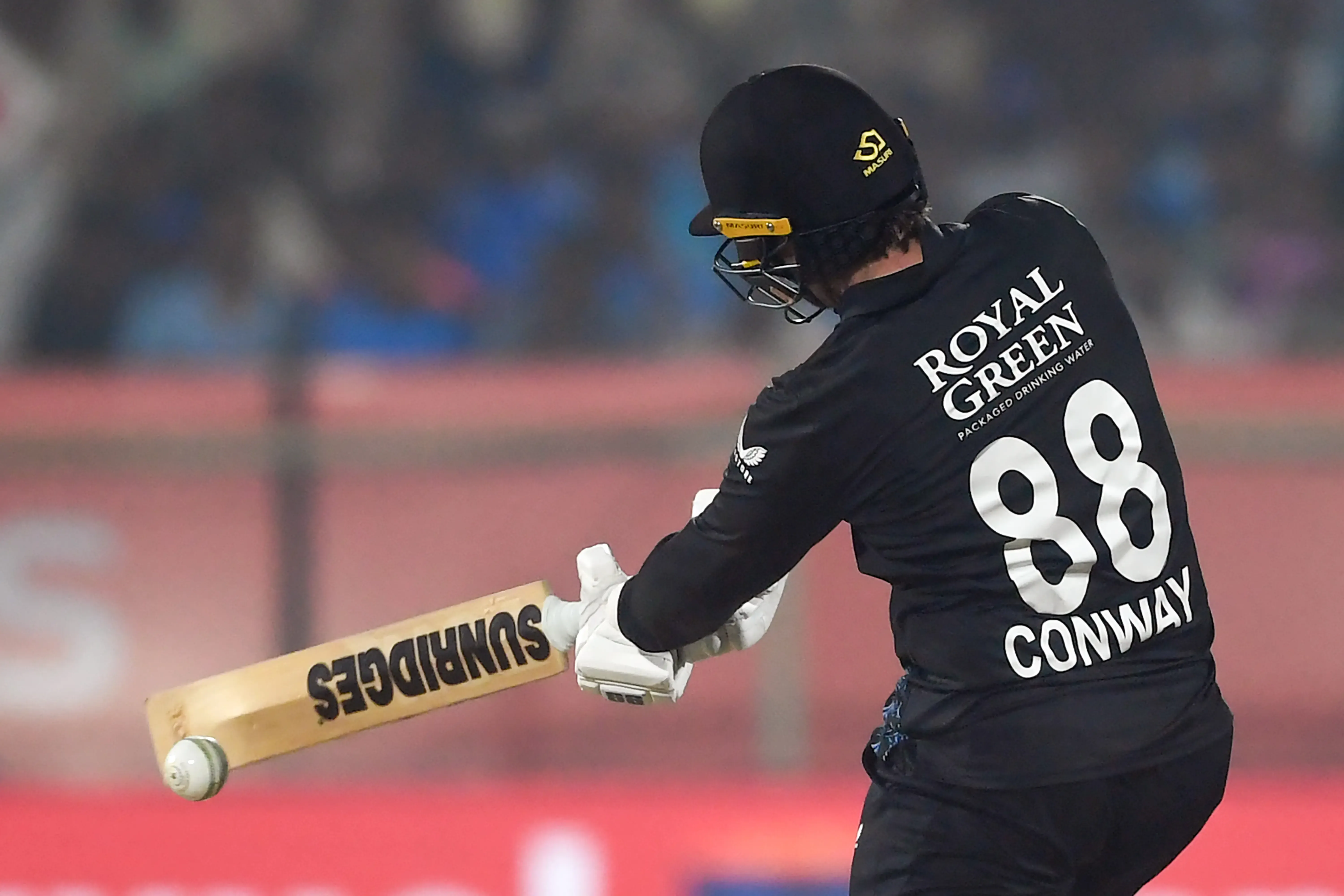 साउथ अफ्रीका और न्यूजीलैंड के बीच टी20 श्रृंखला: केवल 2 बल्लेबाजों ने बनाए 100 रन, गेंदबाजों में कौन रहा शीर्ष पर?