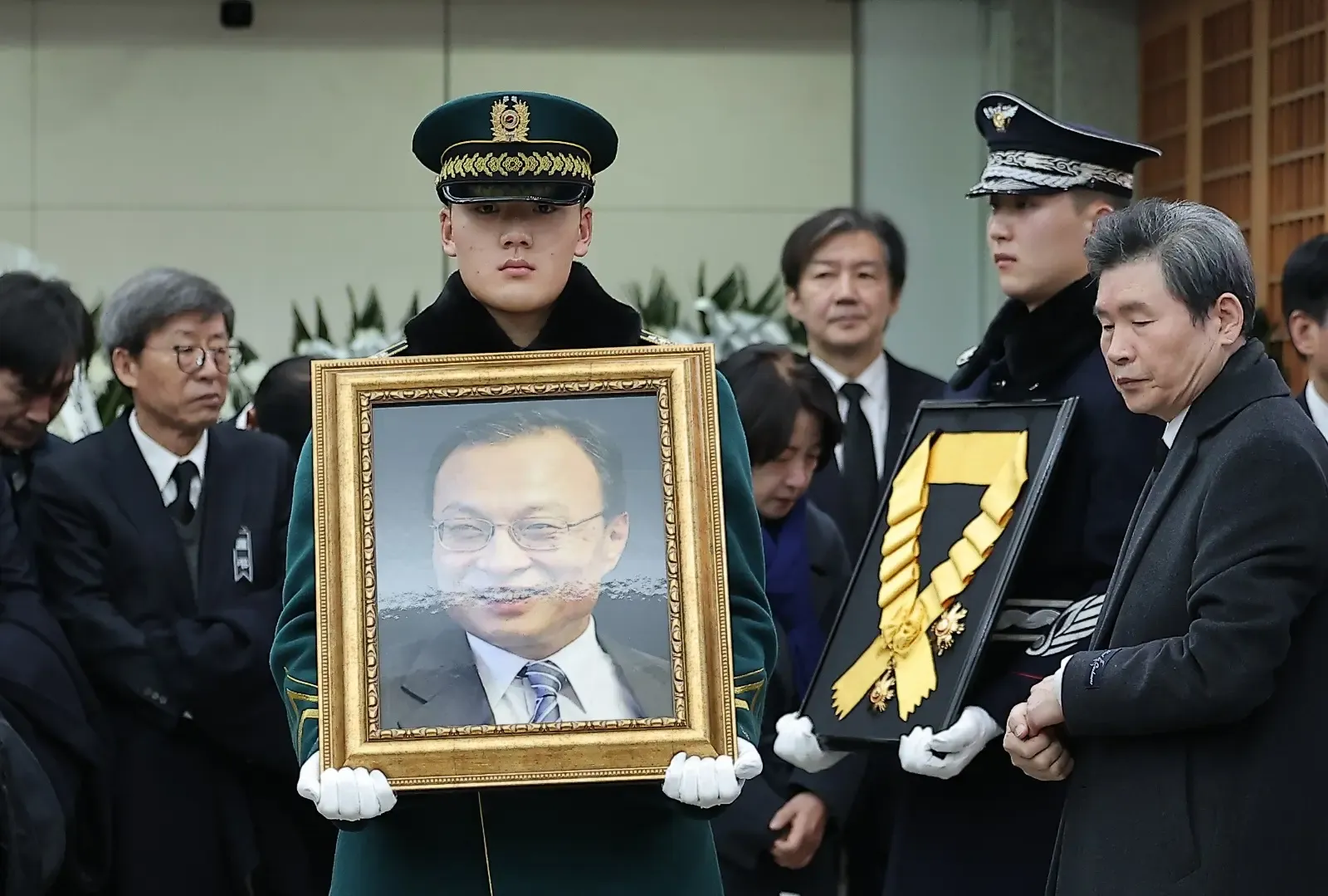 How Did South Korea Honor Ex-PM Lee Hae-chan?