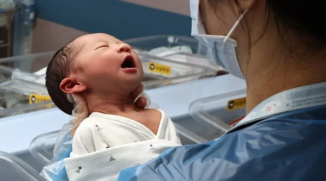 South Korea births rise 15.6% in June, 24th straight month of growth