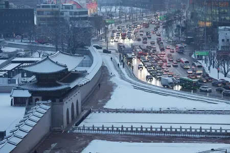 Did Heavy Snow Blanket South Korea Overnight?