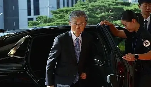 South Korea Chief Justice Cho rejects presidential bid to overturn court nominee
