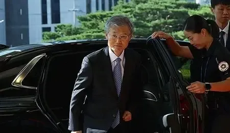 South Korea Chief Justice Cho rejects presidential bid to overturn court nominee