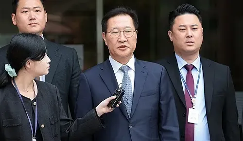 Why Did the Court Dismiss the Arrest Warrant for Ex-Justice Minister in the Martial Law Investigation?