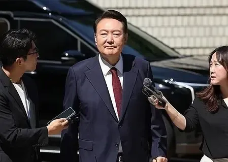 Is Former South Korean President Yoon Under Investigation for Obstructing Justice?