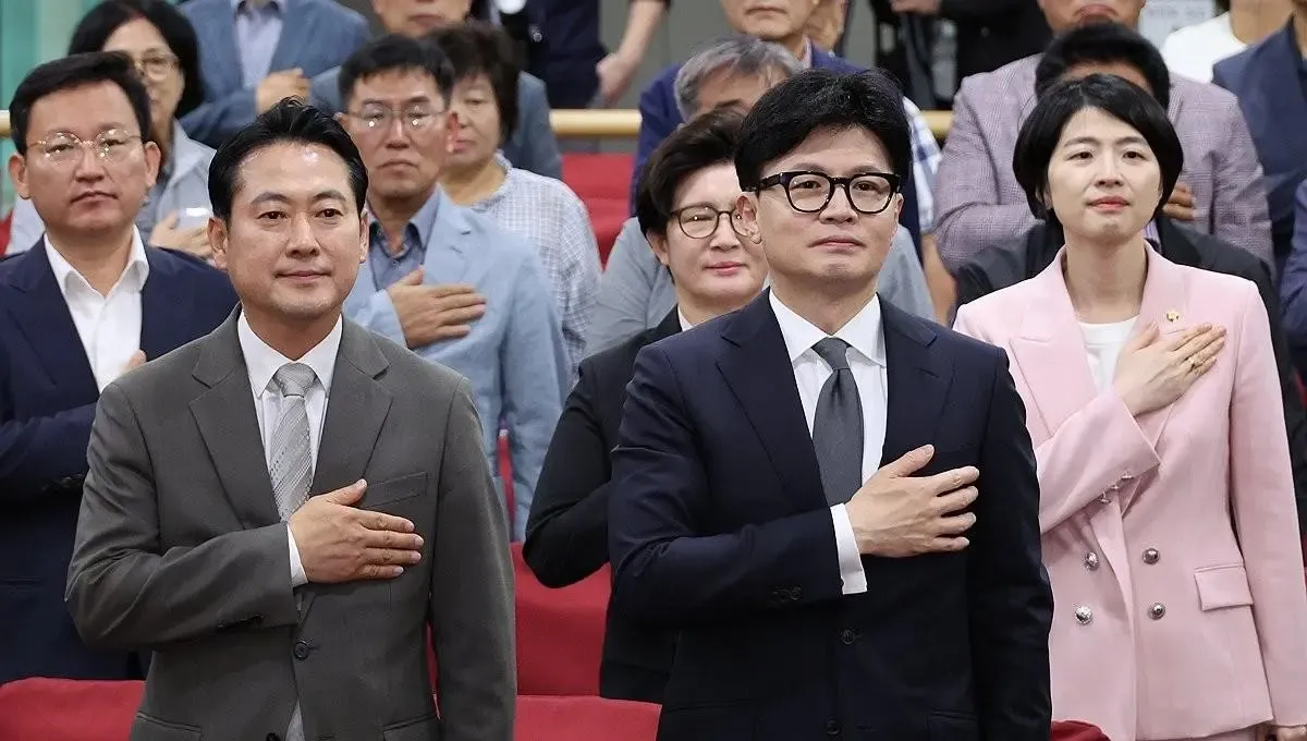 Is an Internal Rift Deepening in South Korea's Main Opposition Party Over the Expulsion of Ex-Leader Han Dong-hoon?