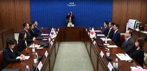 South Korea, Japan reaffirm security cooperation amid Sado mine row