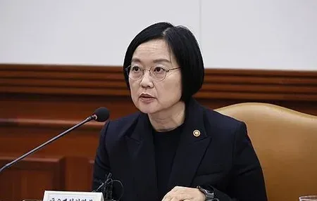 South Korea's Lee nominates Han Seong-sook as first female PM of his term