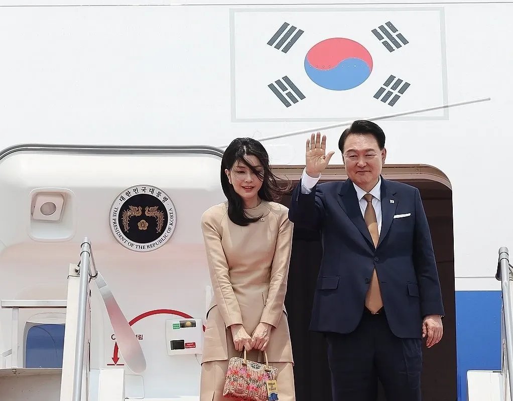 What Probes Has President Lee Initiated Against Ex-President Yoon?