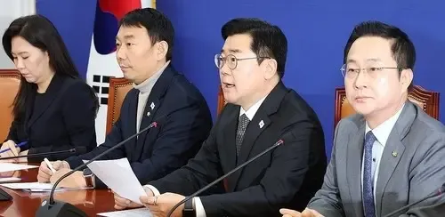 South Korea's Main Opposition Pressures Acting President to Approve Special Counsel Bills or Face Repercussions