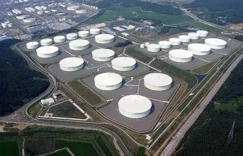 South Korea delays oil reserve release, eyes August supply crisis risk