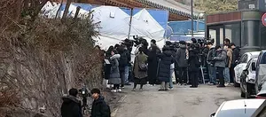 South Korea: Authorities Block Access to Presidential Residence in Search for Security Footage