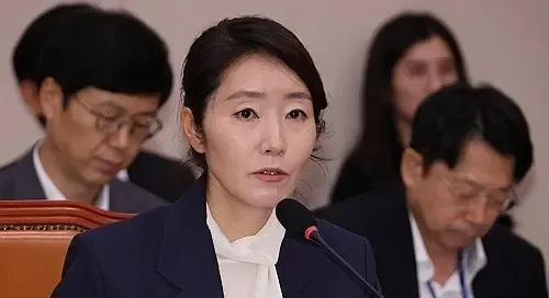 Is South Korea's Rep. Kang Sun-woo Under Investigation for Alleged Bribery?