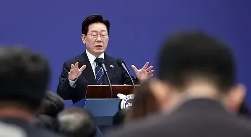 South Korea reviewing Hormuz contribution but rules out war involvement