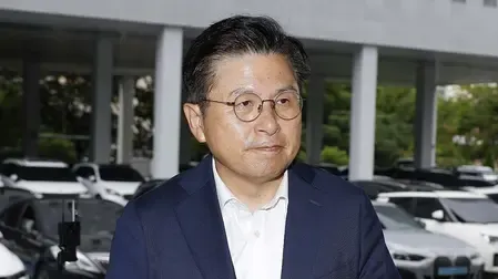 South Korea: Special counsel detains ex-PM Hwang over alleged insurrection incitement