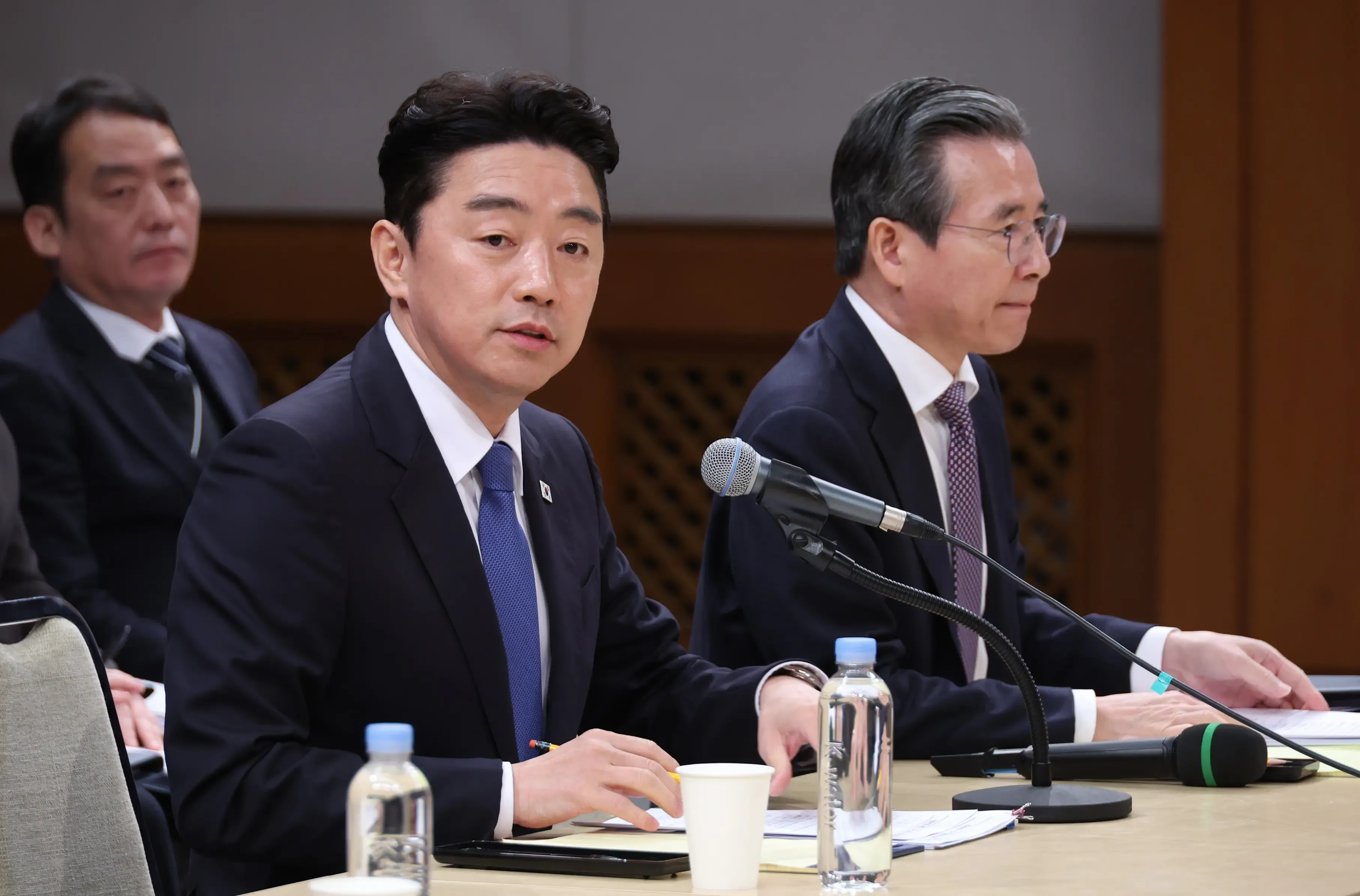 South Korea's Top Presidential Aide Heads to Kazakhstan, Oman, and Saudi Arabia for Oil and Naphtha Talks