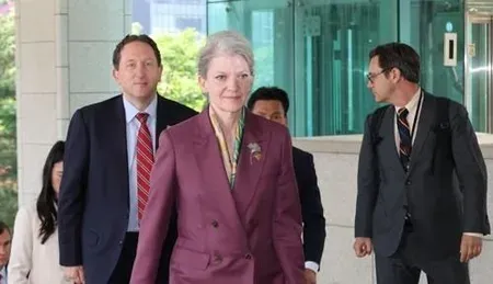South Korea, US open inaugural security talks on submarines and nuclear rights