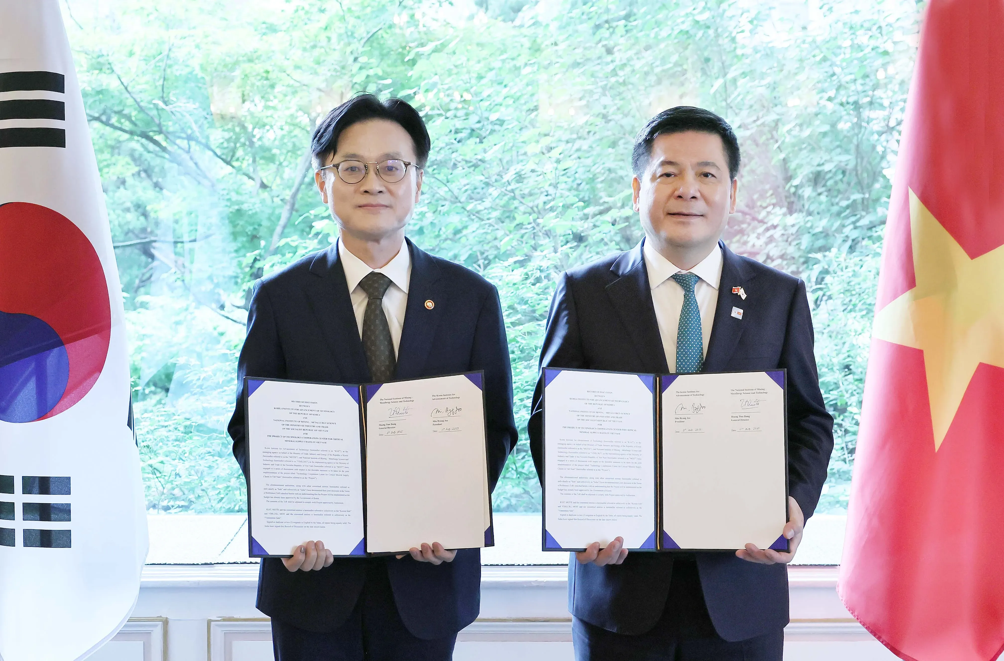 How Are South Korea and Vietnam Collaborating on Energy and Nuclear Power?