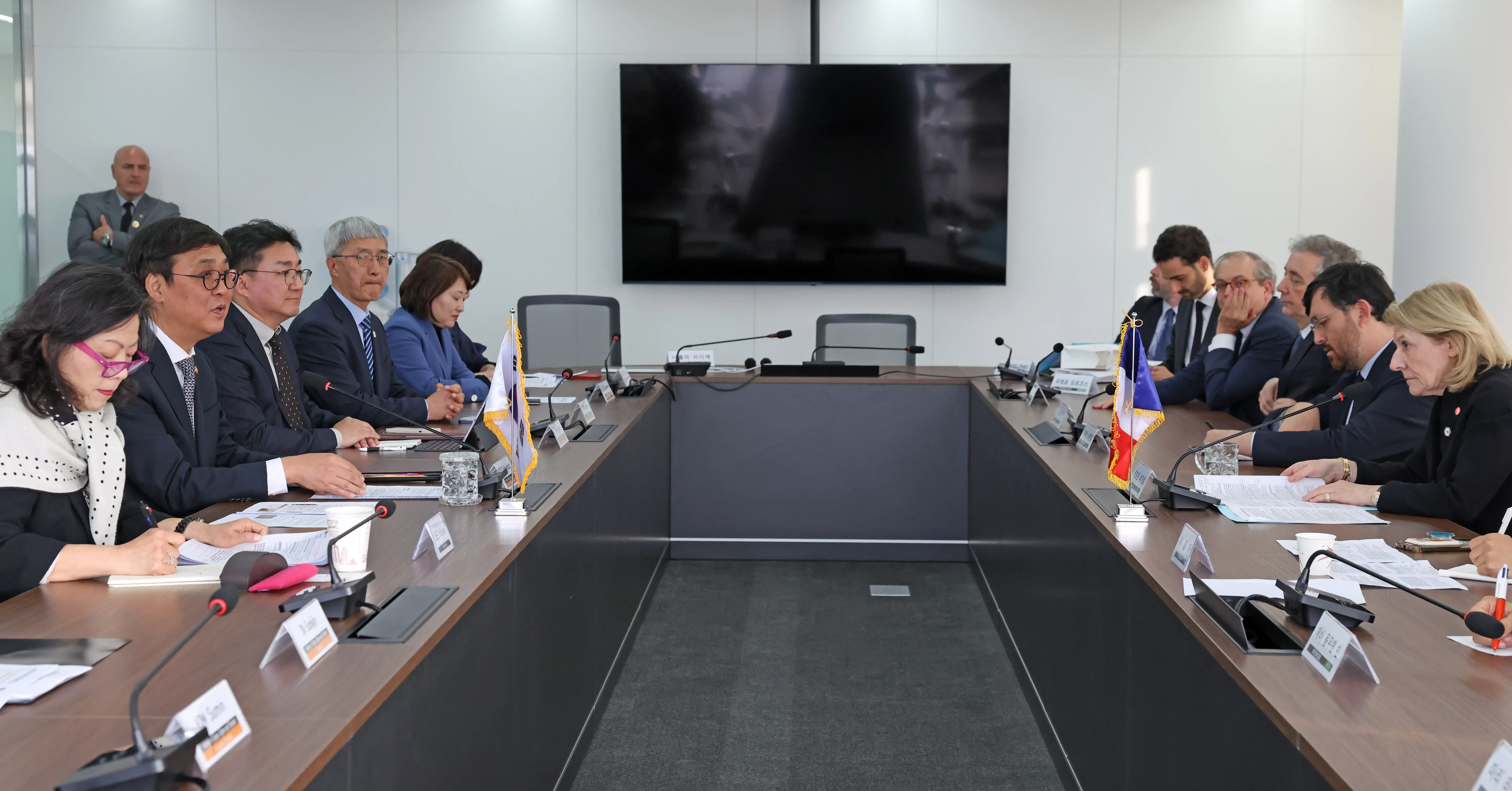 South Korea and France Strengthen Cultural Ties