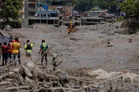 Nepal floods: South Korea cancels helicopter search for 9 missing nationals