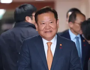 South Korean Interior Minister Lee Sang-min offers to step down amid martial law turmoil