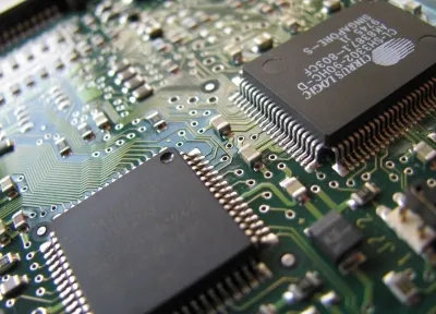 How Are South Korean and Japanese Business Leaders Enhancing Cooperation in AI and Chips?