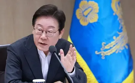 What Measures is South Korean President Lee Proposing to Combat Fake News on YouTube?