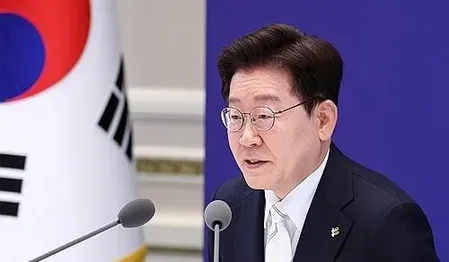 South Korea's Lee vows dialogue to resolve North Korea abductee issue