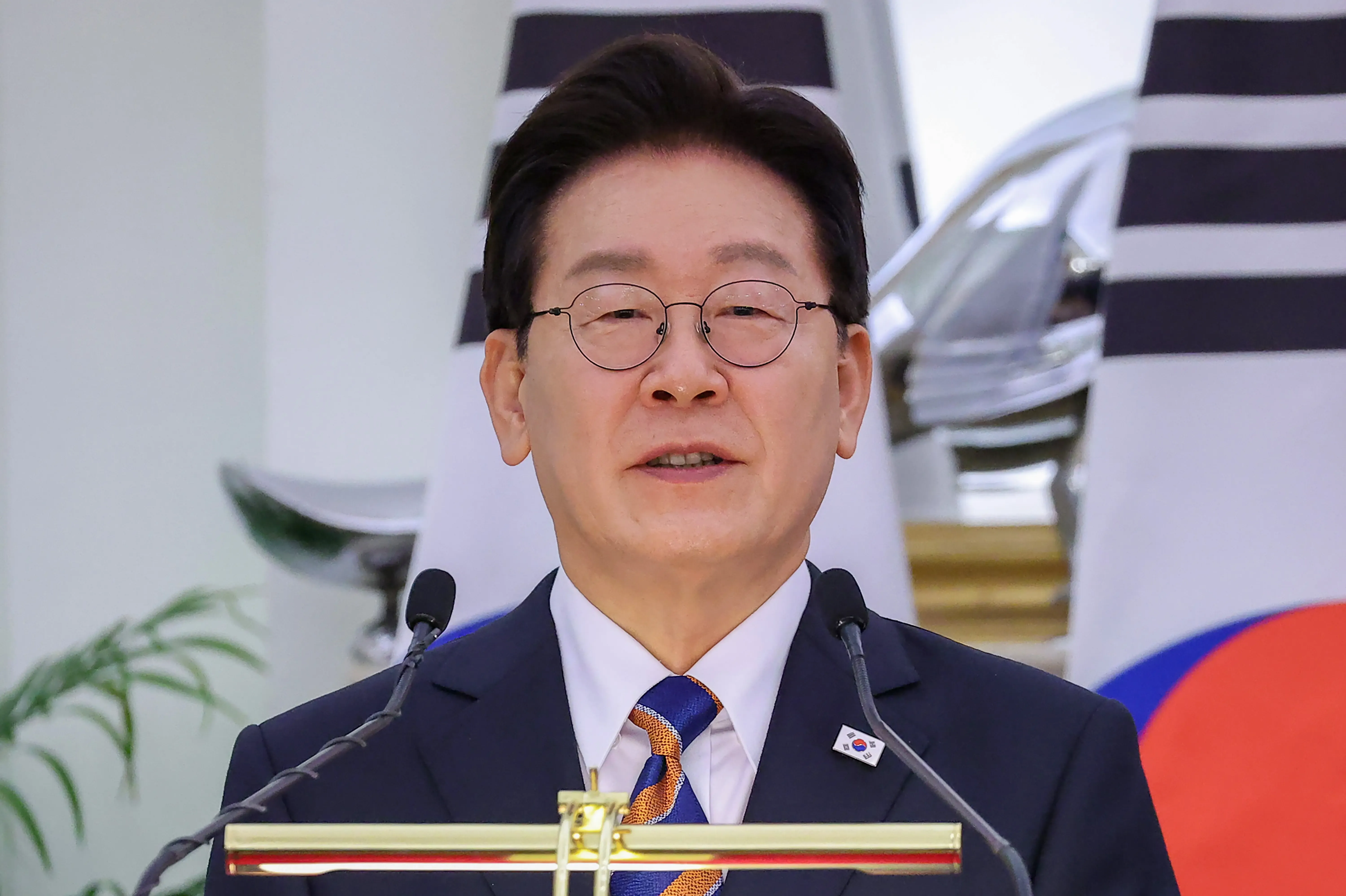 South Korea's Lee warns union excess may hurt all workers amid Samsung strike threat