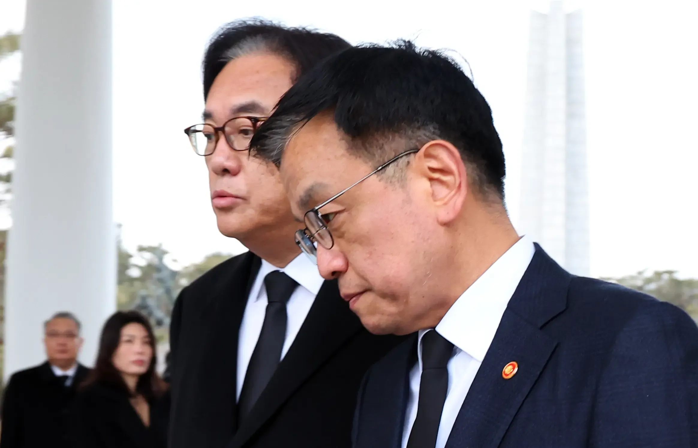 Senior Aides of Impeached President Yoon Suk Yeol Tender Resignations Following Key Judicial Appointments