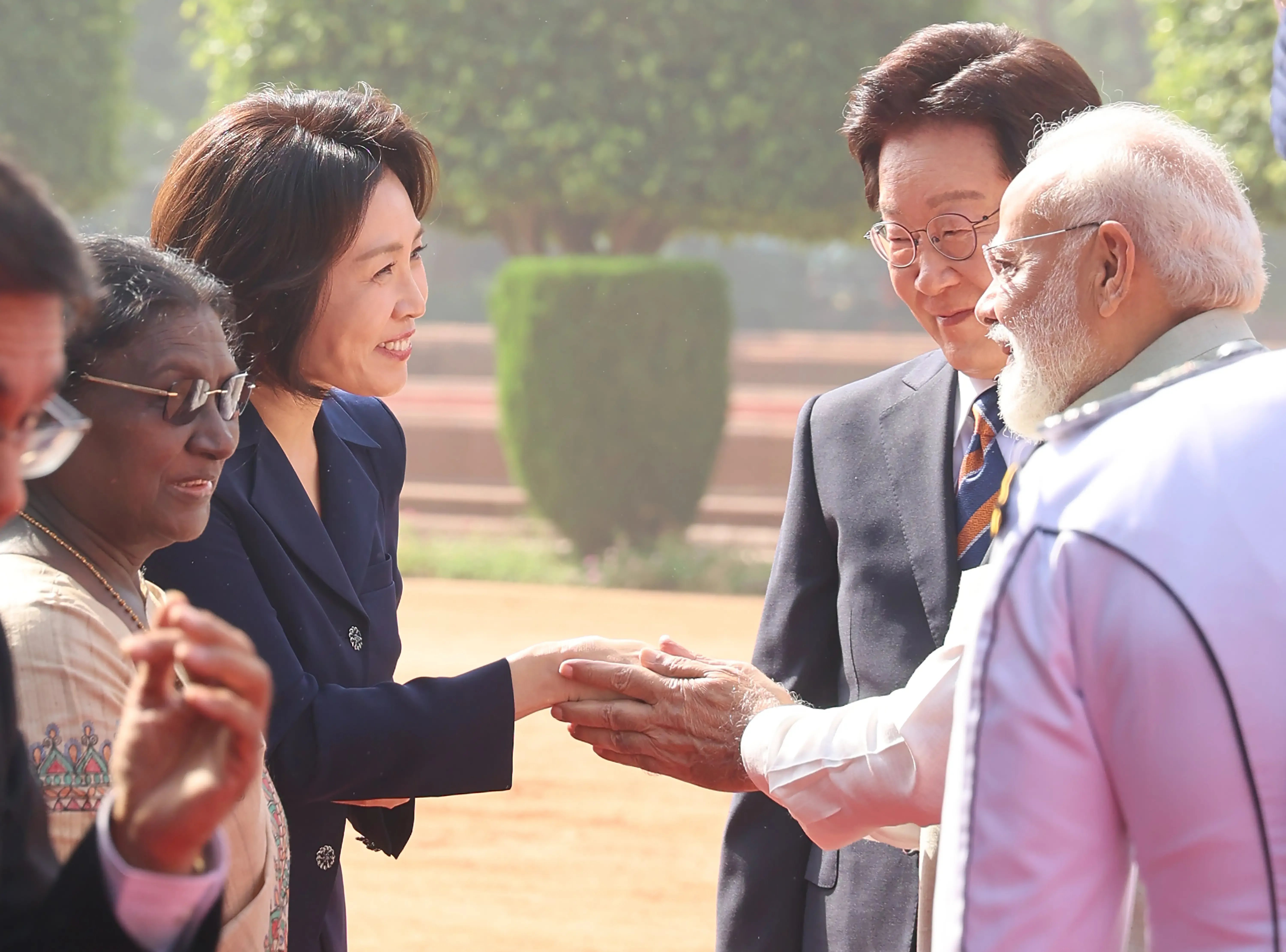 First Lady of South Korea Celebrates K-Pop in India