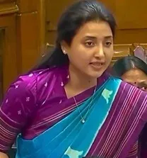 सपा विधायक रागिनी सोनकर ने योगी सरकार पर लगाए शिक्षा की अनदेखी के आरोप, बुलडोजर राजनीति पर घेरा